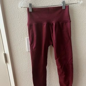 ALPHALETE Leggings Small